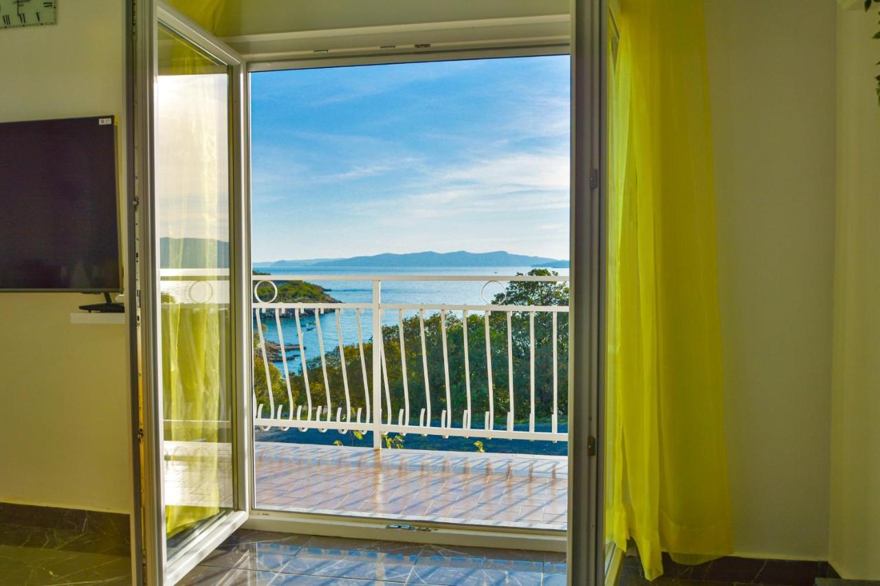 Apartments Did Ive Sibinj Krmpotski Bagian luar foto